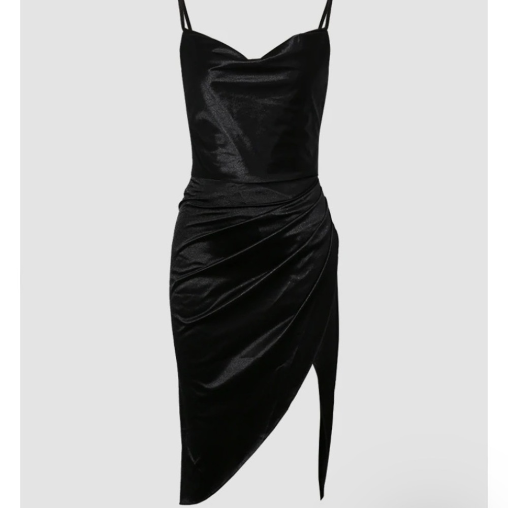 Satin Drapped midi dress NEVER WORN